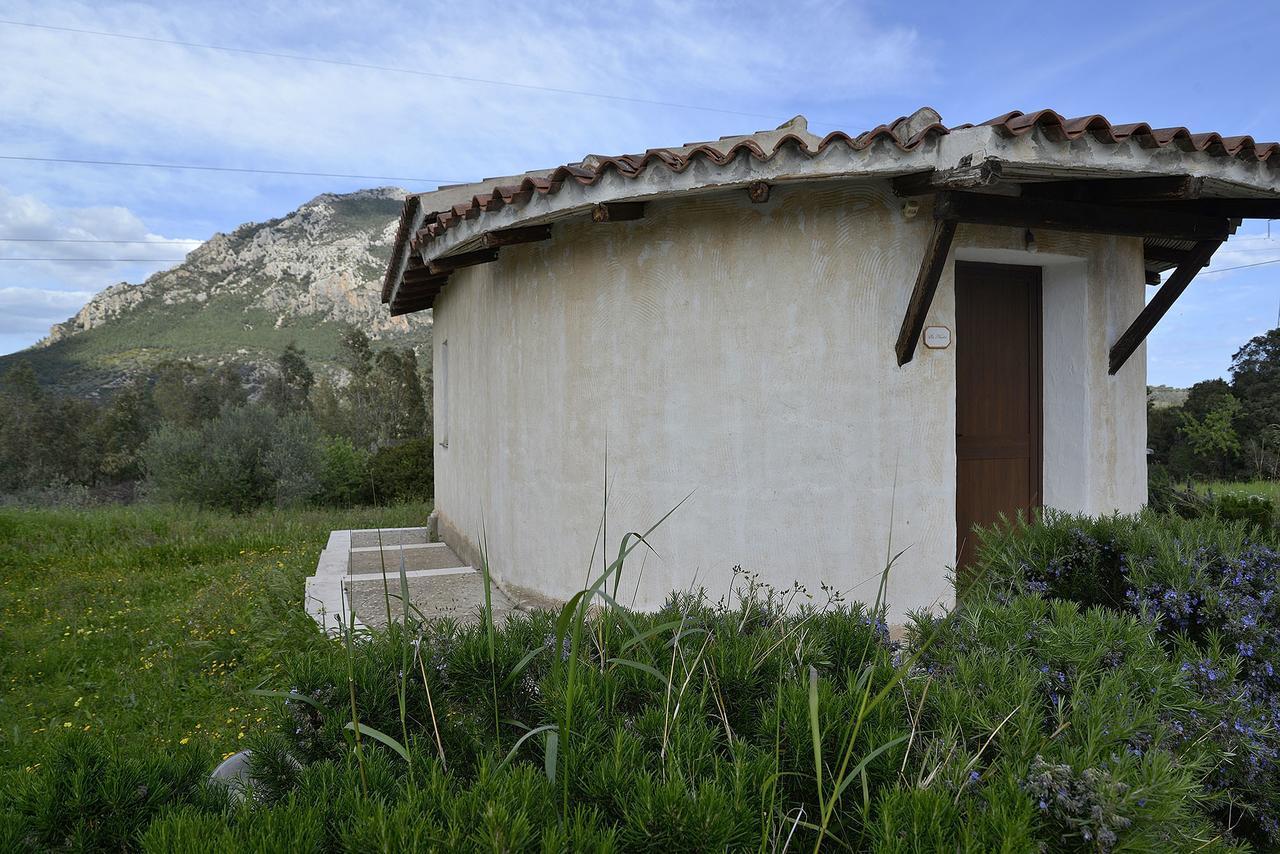 Agriturismo Rubinu Galtelli Luaran gambar