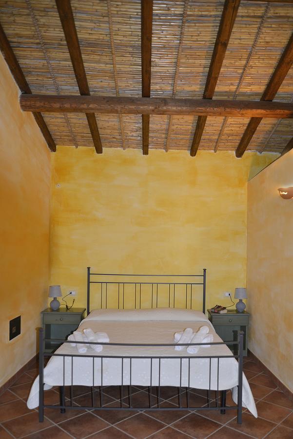 Agriturismo Rubinu Galtelli Luaran gambar